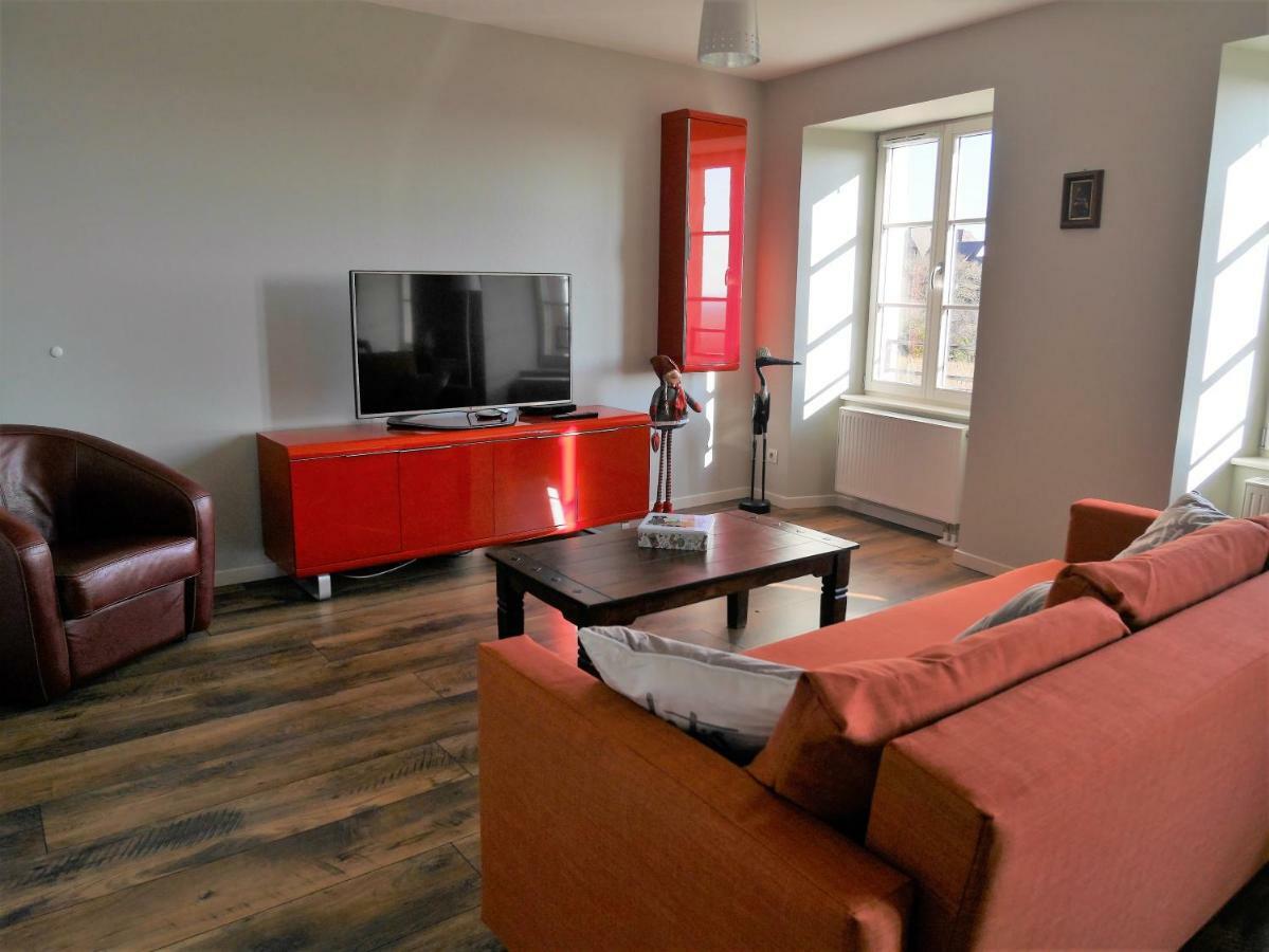 Les Gites De La Tour, Appartement "La Plaine" Saint-Hippolyte  Bagian luar foto