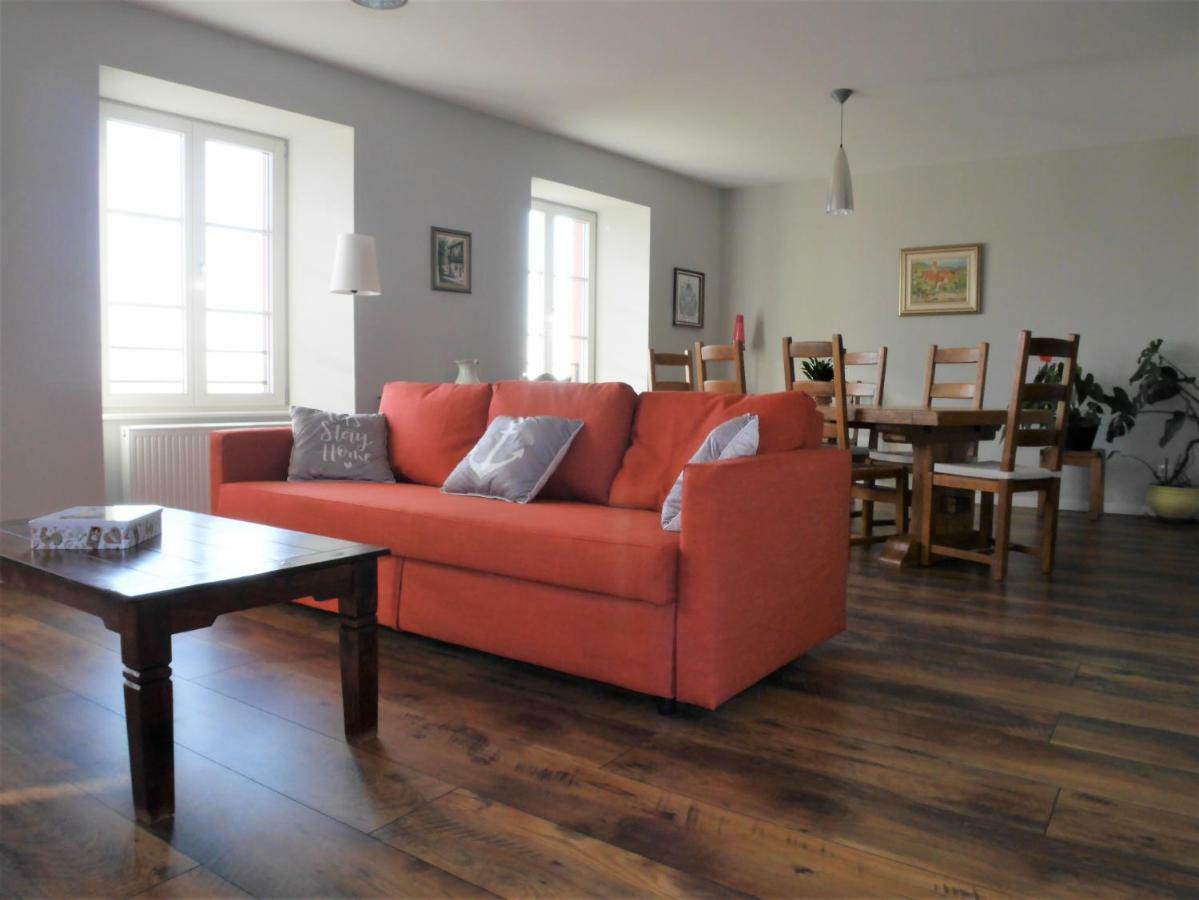 Les Gites De La Tour, Appartement "La Plaine" Saint-Hippolyte  Bagian luar foto